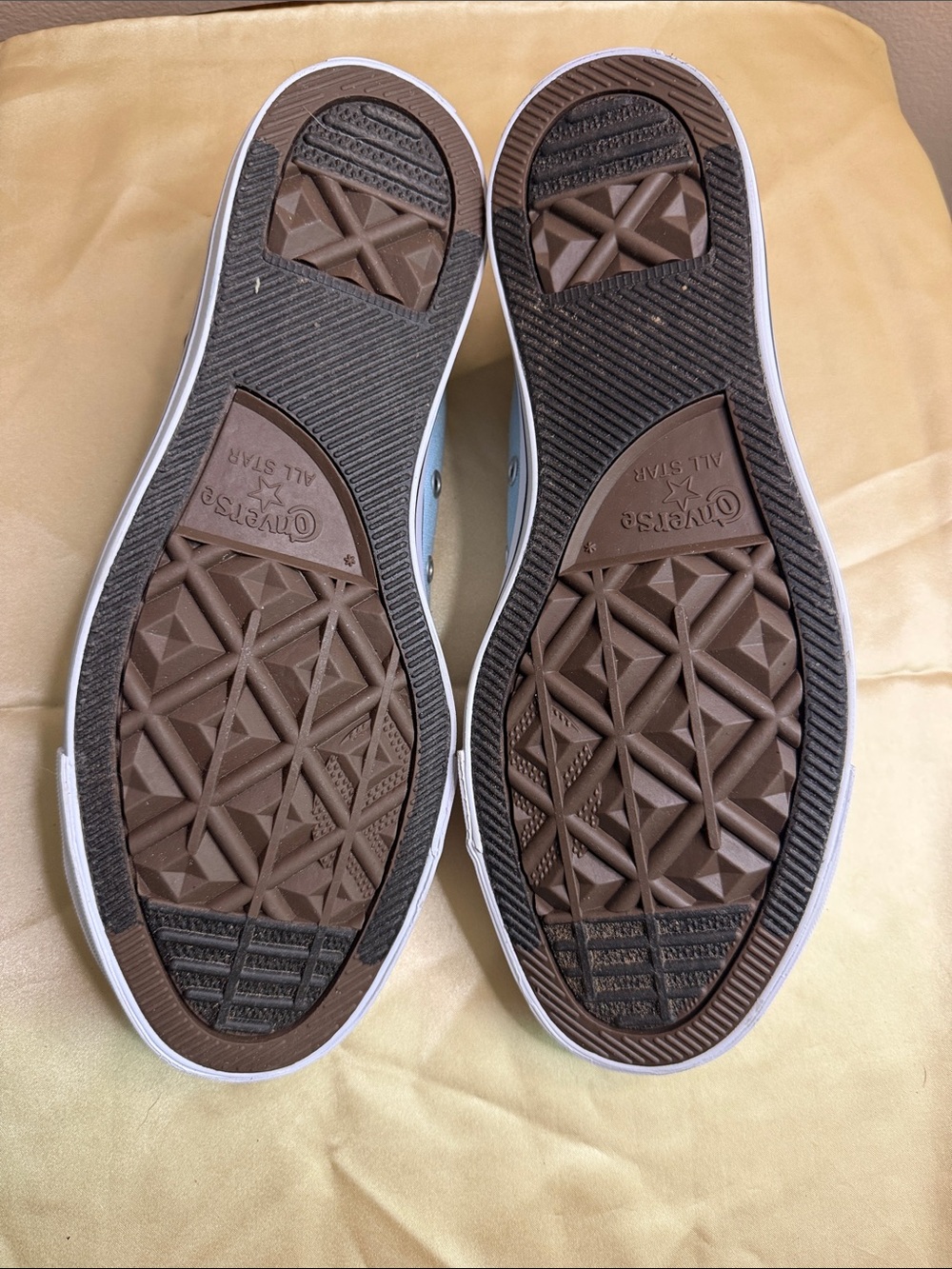 Converse Woman’s Light Blue Low Top Chuck Taylor Sneakers - Picture 4 of 5